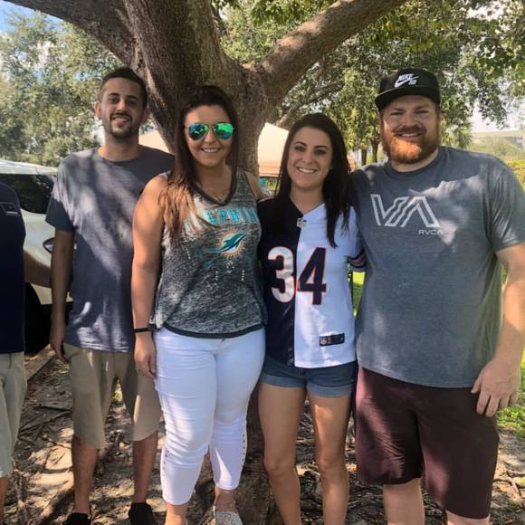 Meet your Posher, Hillary - Picture 1 of 1